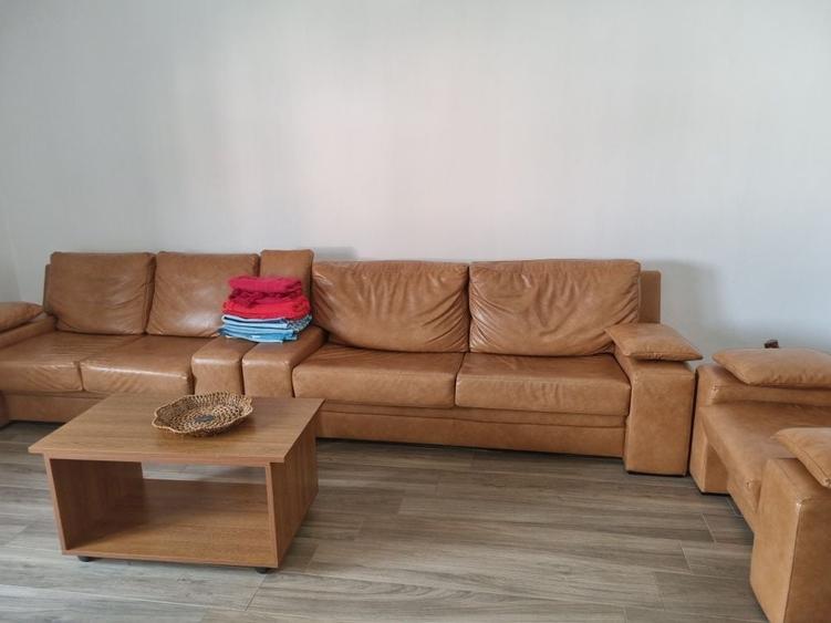 Casă cu 4 camere decomandat în 14 Mai