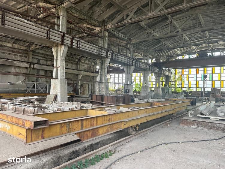 Teren de 55228 mp, în Mihai Bravu