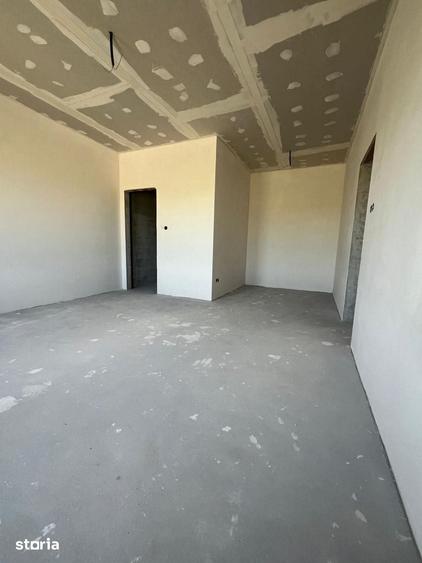 Casă cu 3 camere cu Teren 450 Mp în Burdea