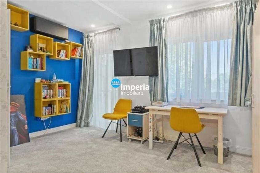 Casă individuală cu 9 camere cu Piscina în Giulești