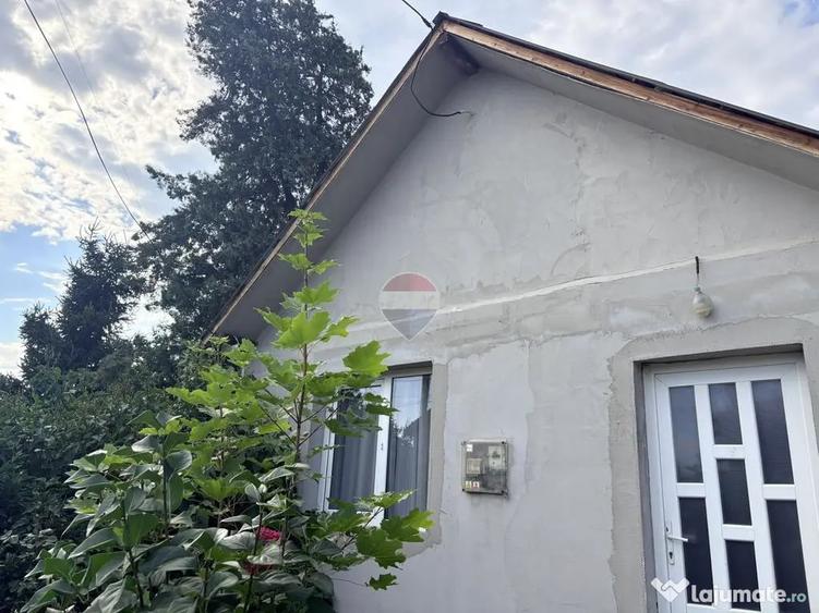 Casă cu 2 camere cu Teren 484 Mp în Ciocănești