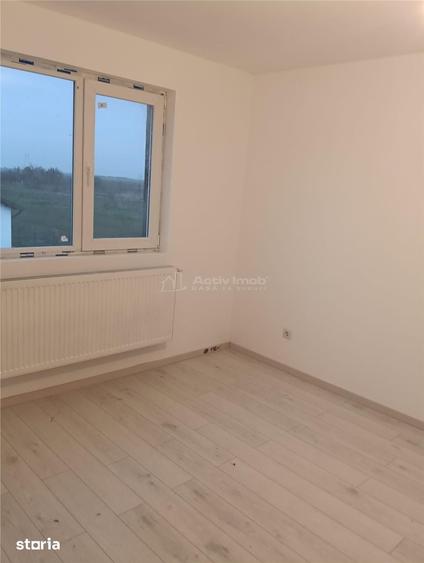 Casă cu 3 camere cu Teren 300 Mp în Central