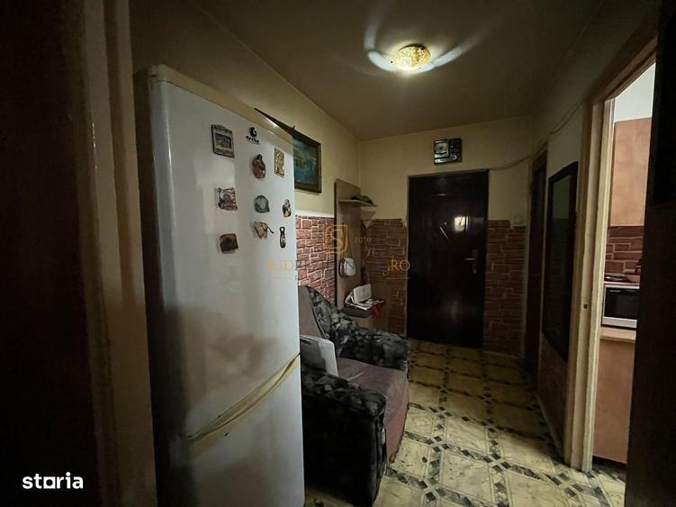 Apartament 3 camere, Strada Huedin, zona Bd. Brancoveanu - 8