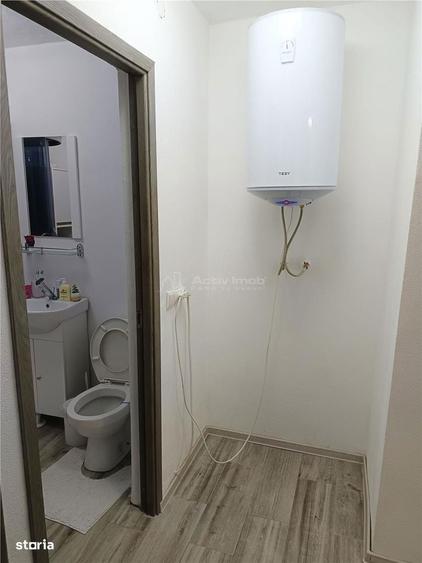 Apartament 2 camere in zona centrala Moldova Noua, langa piata - 5