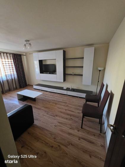 Apartament cu 2 camere decomandat în Tolstoi