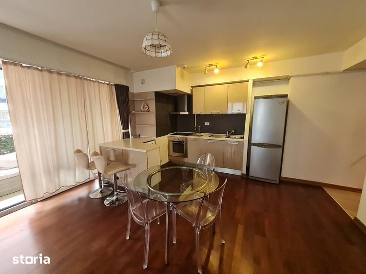 Apartament cu 3 camere decomandat în Dudești