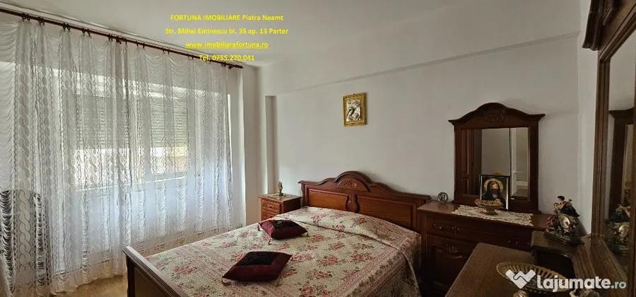 Apartament cu 3 camere decomandat în Calea Romanului