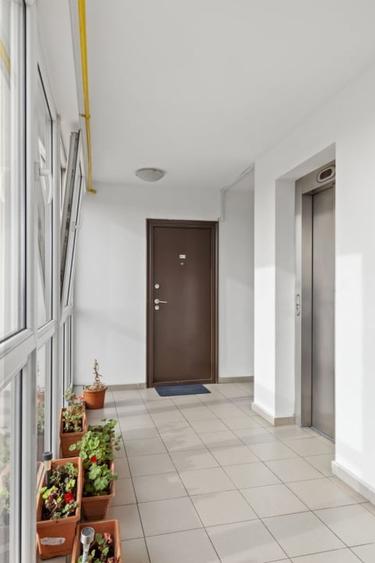 Apartament cu 3 camere decomandat, mobilat în Otopeni