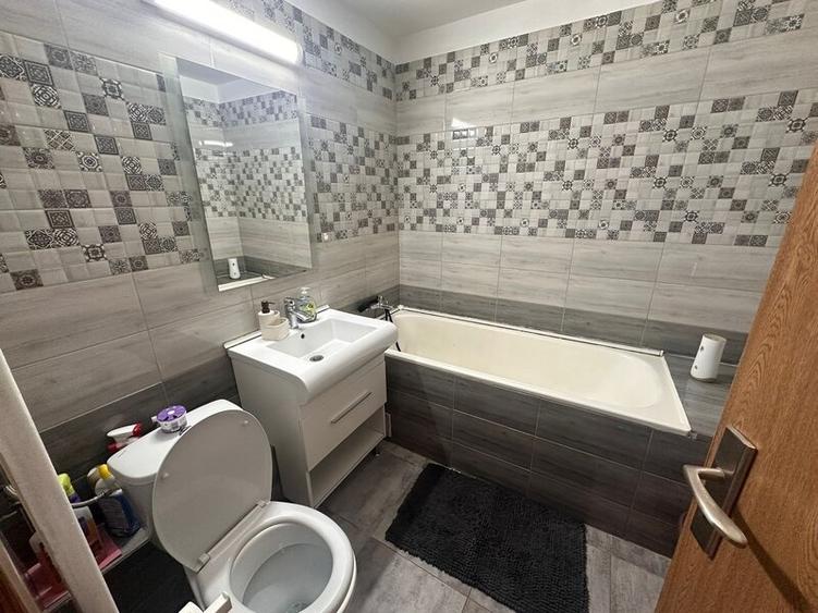 Apartament cu 2 camere decomandat, mobilat în Fizicienilor