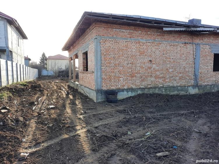 Casă cu 3 camere cu Teren 1803 Mp în Bolintin-Deal
