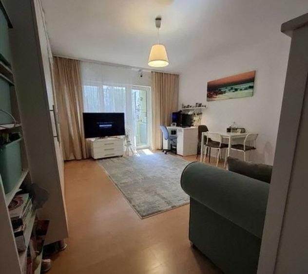 Apartament cu 2 camere nedecomandat, mobilat în Tilișca
