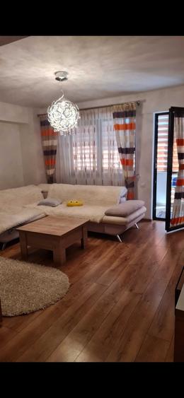 Apartament cu 3 camere decomandat în Nord