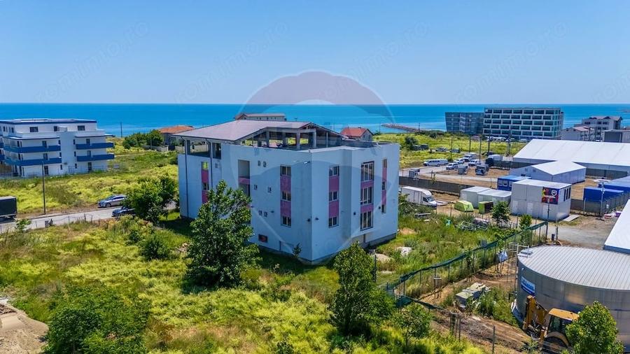 Casă cu 3 camere cu Teren 1707 Mp în Central
