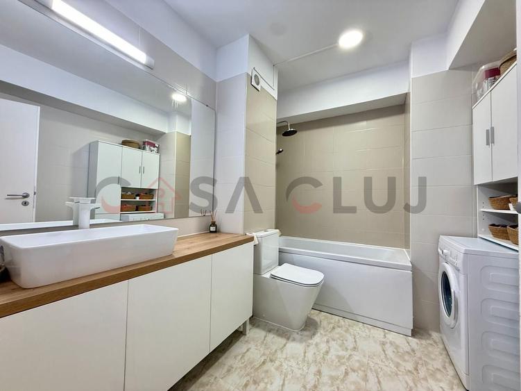 Apartament cu 2 camere semidecomandat, mobilat în Bulgaria