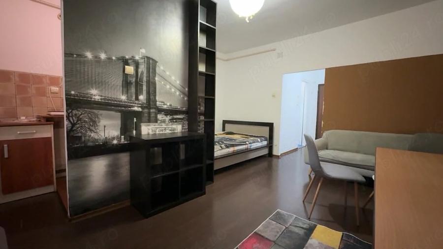 Garsonieră decomandată în Complex Studențesc