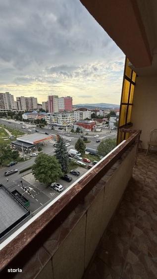 Apartament cu 3 camere decomandat în Zorilor