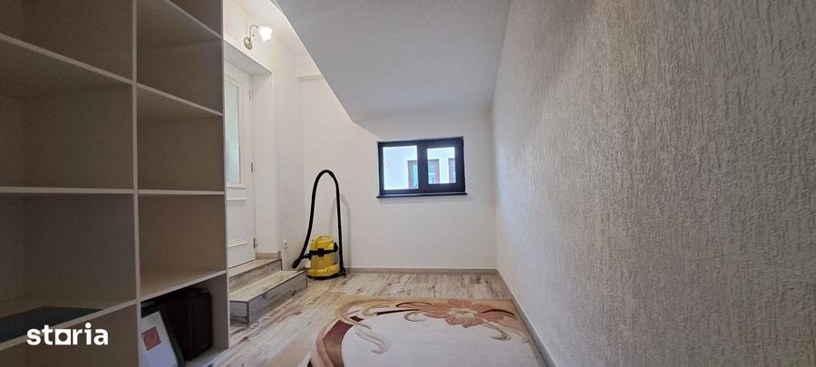 Casă cu 4 camere cu Teren 300 Mp în Chiajna