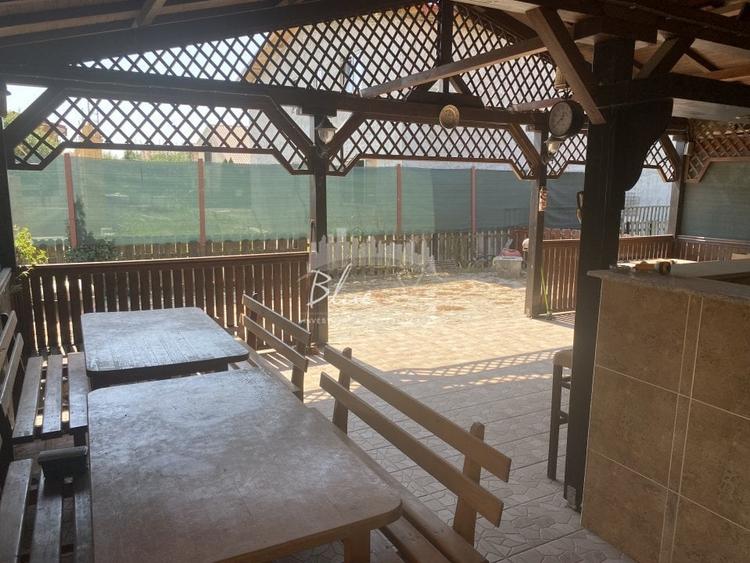 Duplex cu 8 camere cu Canalizare în Cumpăna