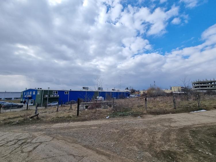 Teren Construcții intravilan de 10000 mp, în Miroslava