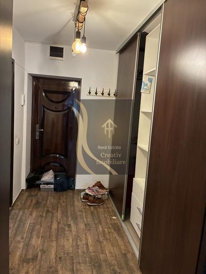 Garsonieră decomandată în Tei