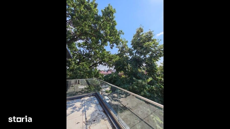 Apartament cu 5 camere decomandat în Centrul Civic