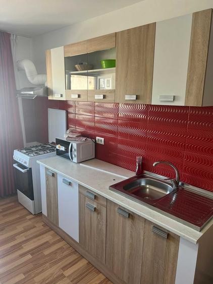 Apartament semidecomandat în Faleza Nord
