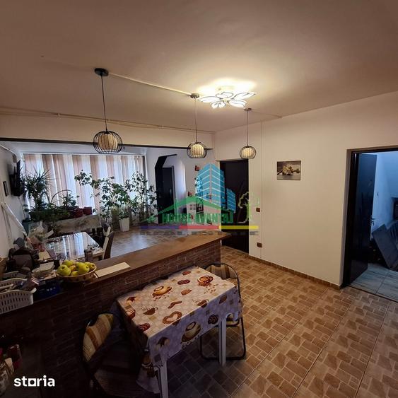 Casă cu 5 camere cu Teren 157 Mp în Central