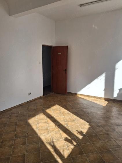 Spațiu comercial, de 127 mp, în Morarilor