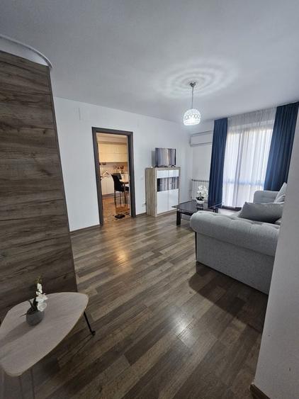Apartament cu 2 camere semidecomandat în Exterior Vest