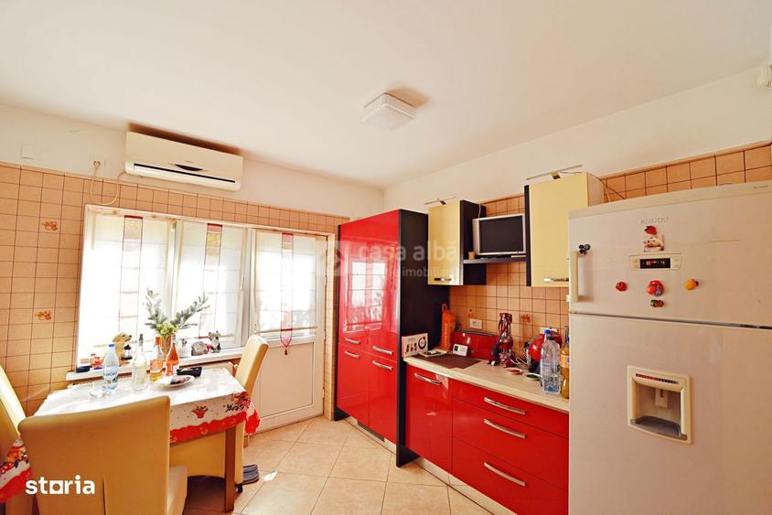 Casă cu 4 camere cu Teren 563 Mp în Bucium