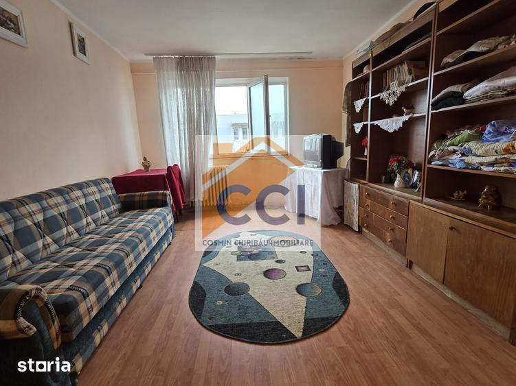 Garsonieră în Cornișa