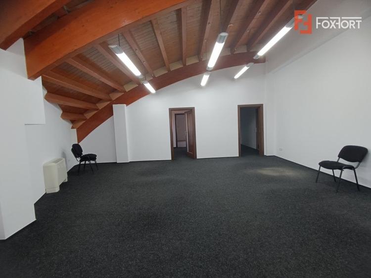 Birou, de 247 mp, în Girocului
