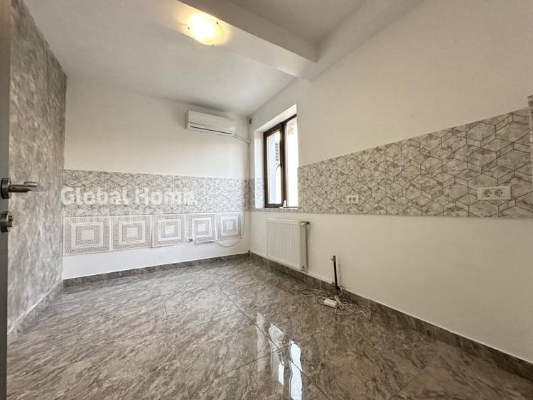 Casă individuală cu 9 camere cu Canalizare în Mihai Bravu