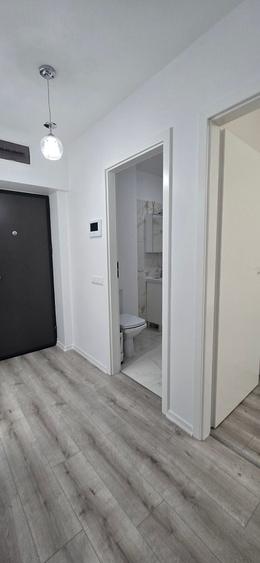 Apartament cu 3 camere decomandat în Sud-Vest