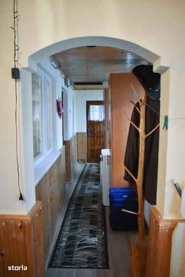 Casă cu 3 camere decomandat cu Teren 2150 Mp în Scorțeni