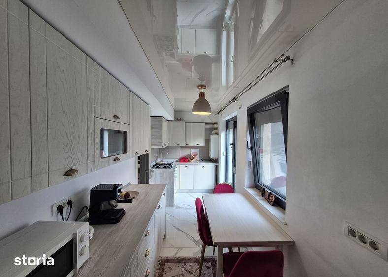 Apartament cu 3 camere decomandat în Inel I