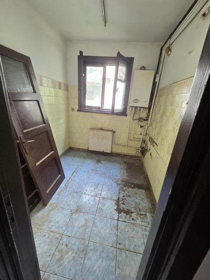 Apartament cu 2 camere decomandat în Primăverii