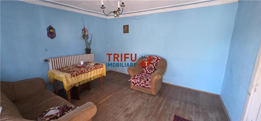 Casă individuală cu 5 camere cu Canalizare în Bărăbanț
