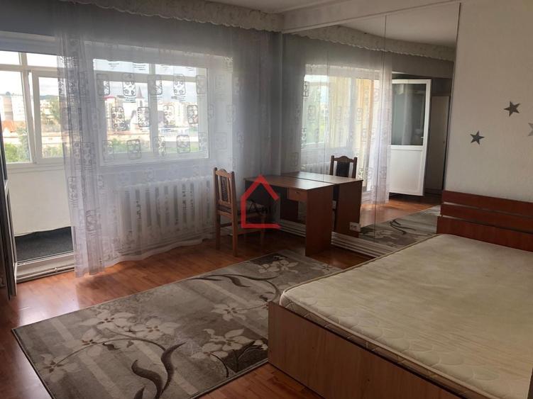 Garsonieră, mobilată în Gară