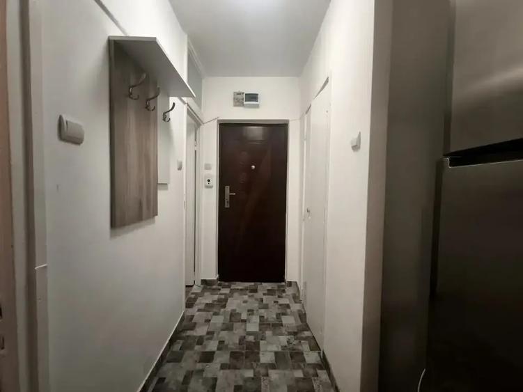 Apartament cu 1 camere decomandat, mobilat în Nicolae Grigorescu