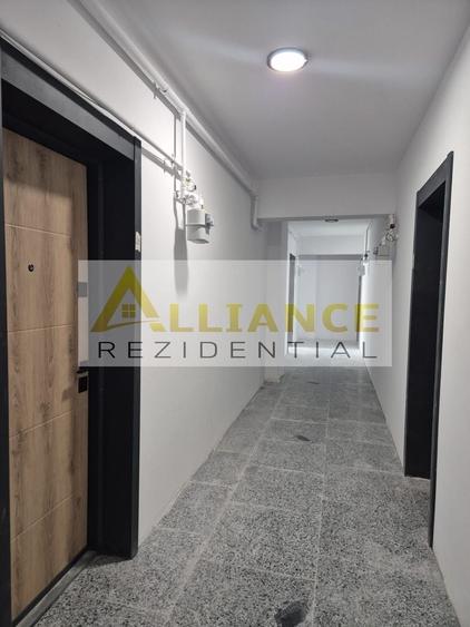 Apartament cu 3 camere decomandat în Sud