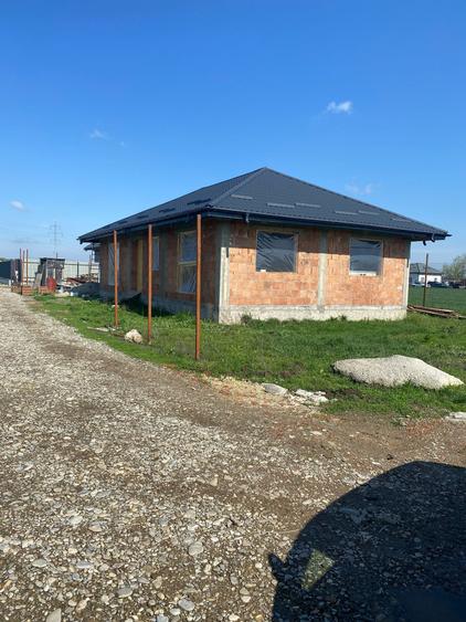 Teren Construcții intravilan de 5808 mp, în Săbăreni