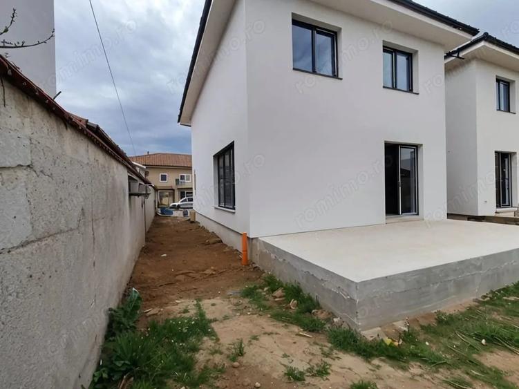 Casă cu 5 camere cu Teren 405 Mp în Oncea