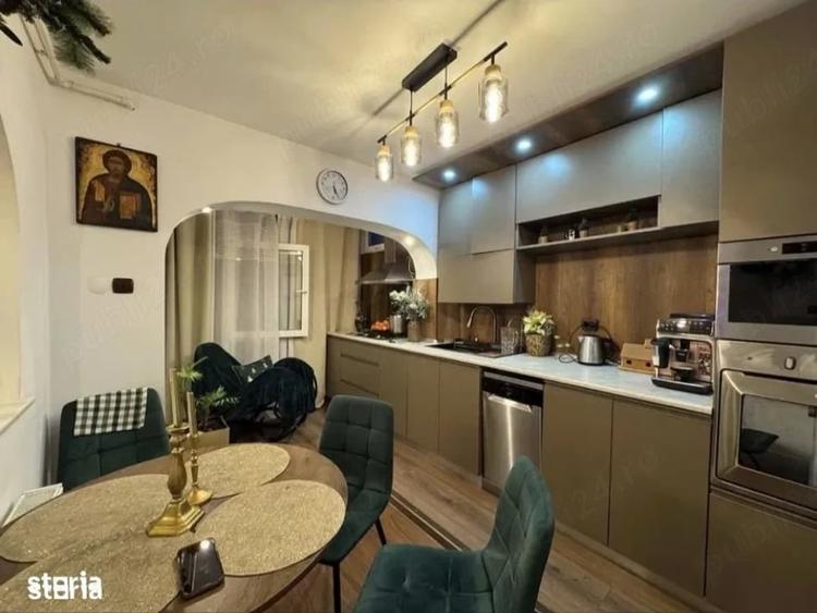 Apartament cu 3 camere decomandat în Central