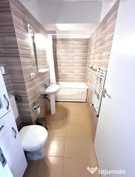 Apartament cu 2 camere nedecomandat în Răcădău