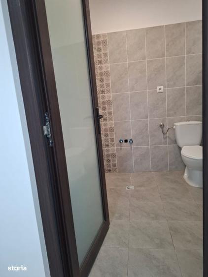 Apartament cu 4 camere decomandat în Mangalia