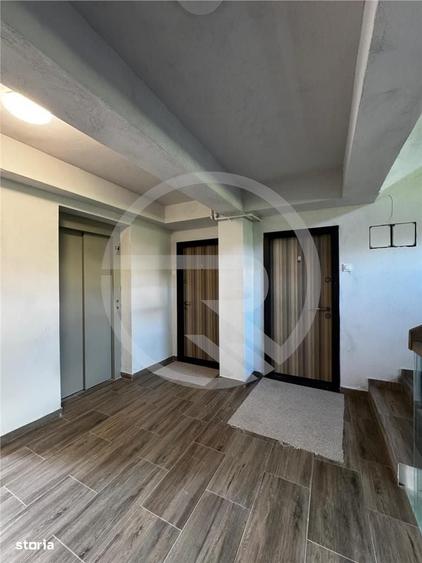 Apartament cu 3 camere semidecomandat în Borhanci