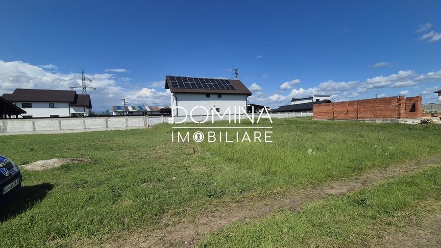 Teren Construcții intravilan de 550 mp, în Sud