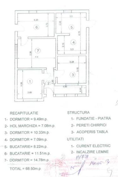 Casă cu 4 camere în Dorobanț
