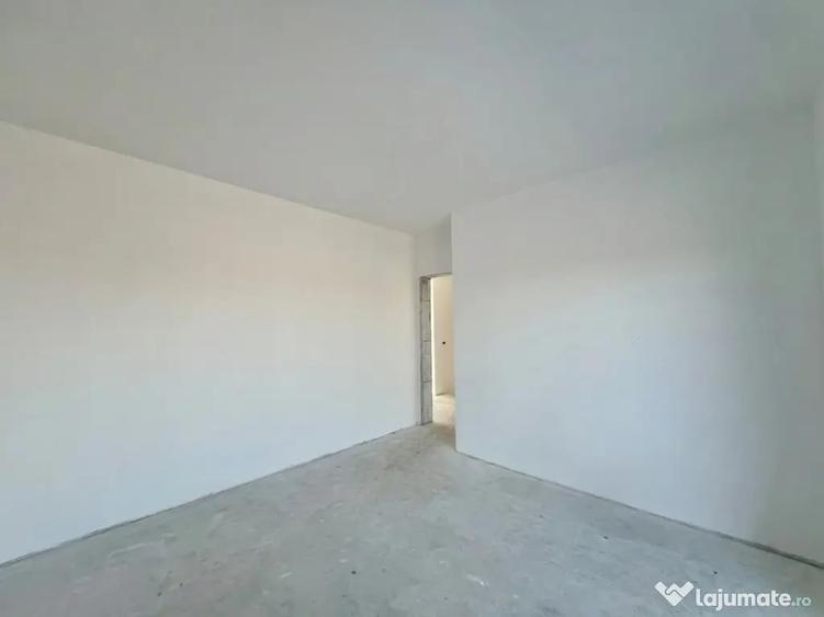 Casă cu 4 camere cu Teren 316 Mp în Săcălaz